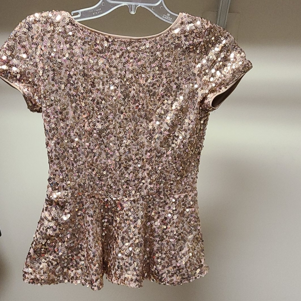Sequin gold top size small